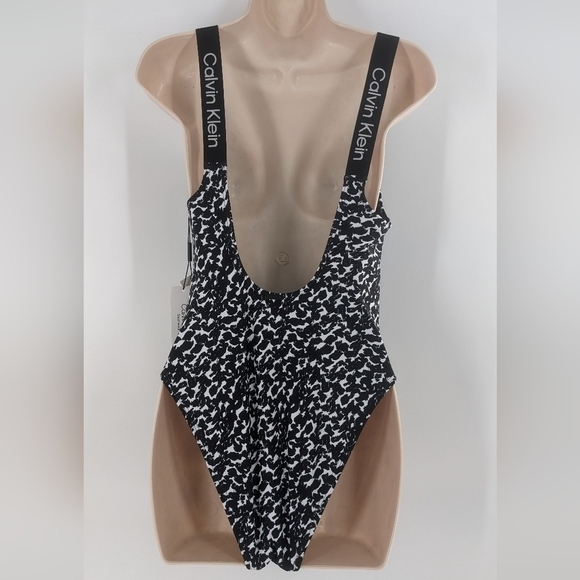 Calvin Klein One Piece Swimsuit Size M Abstract Print Logo Strap - Picture 5 of 5
